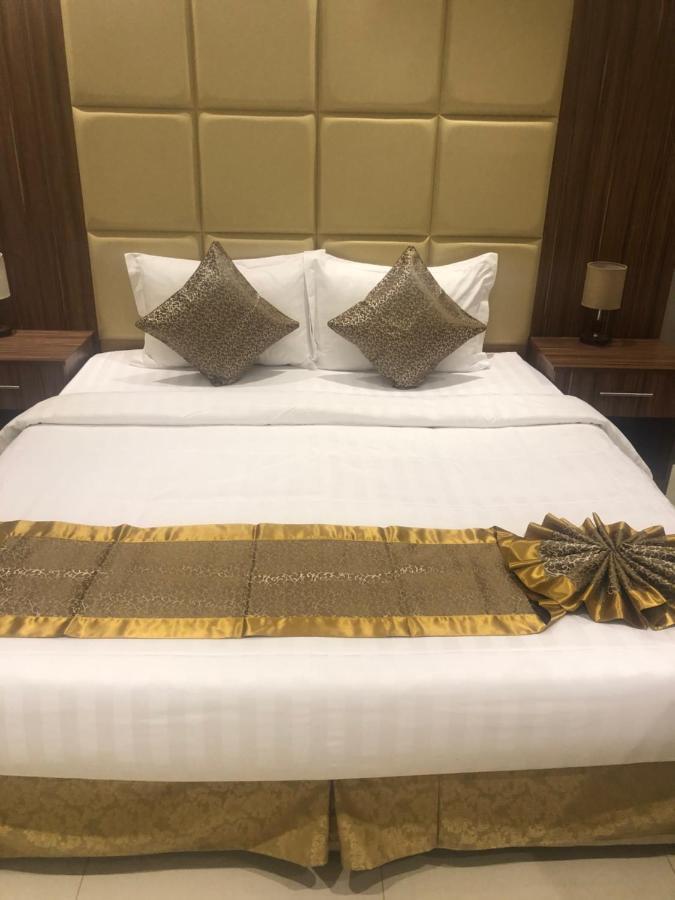 Al Bateel Furnished Apartments Riad Exterior foto